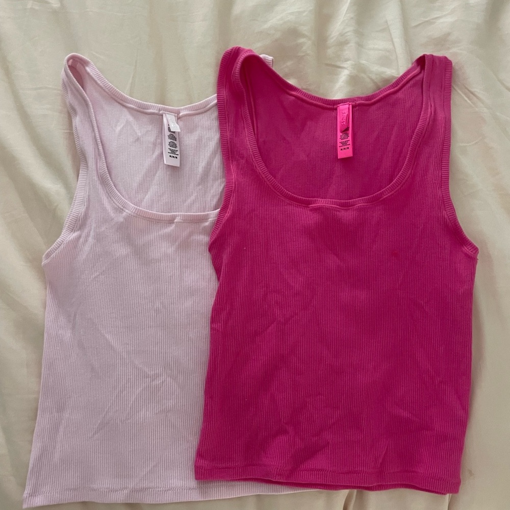 Skims Women's Pink Tank Tops